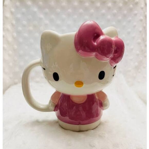 Hello Kitty 3D Full Body Dark Pink Bow 20oz Tall Mug-NEW - Picture 1 of 6